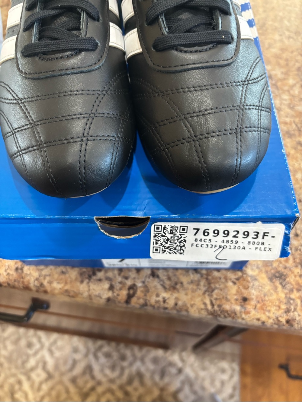 adidas Taekwondo Black/White Classic - Picture 2 of 3